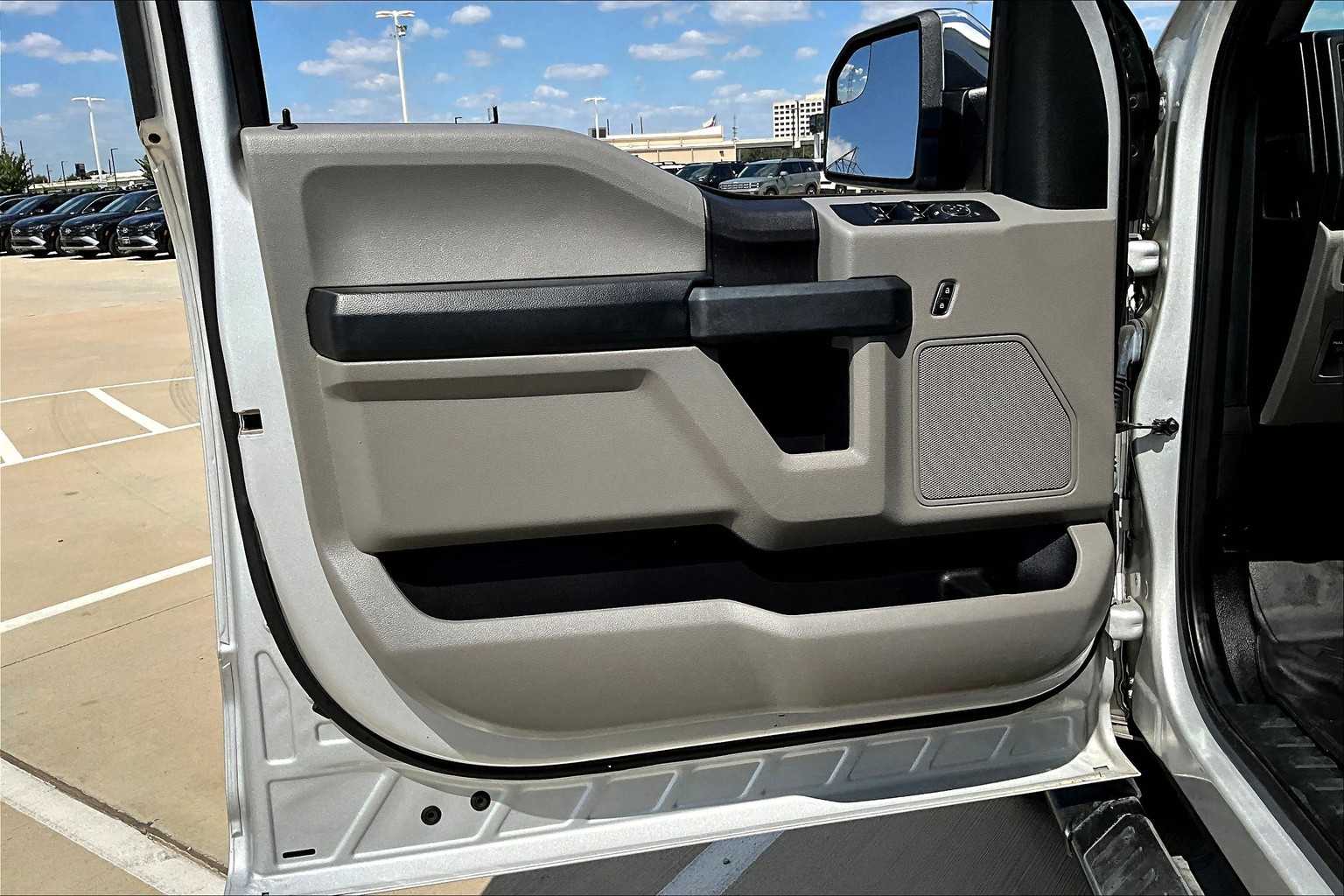 2019 Ford F-150 XL photo 19