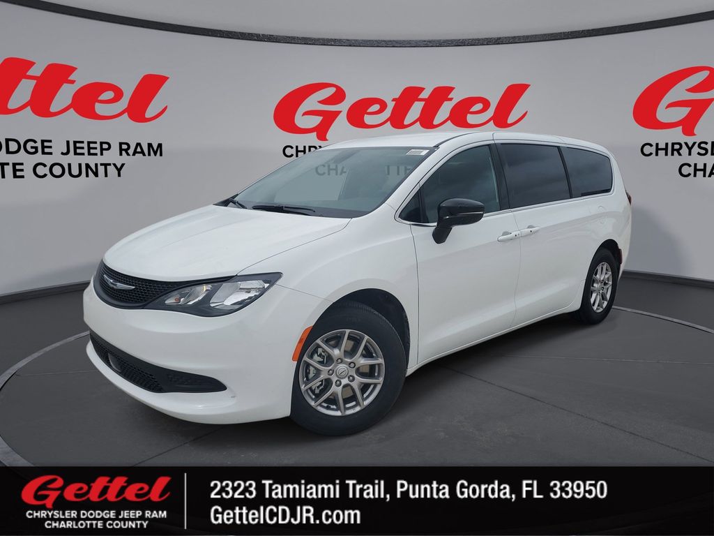 2026 Chrysler Voyager LX's photo