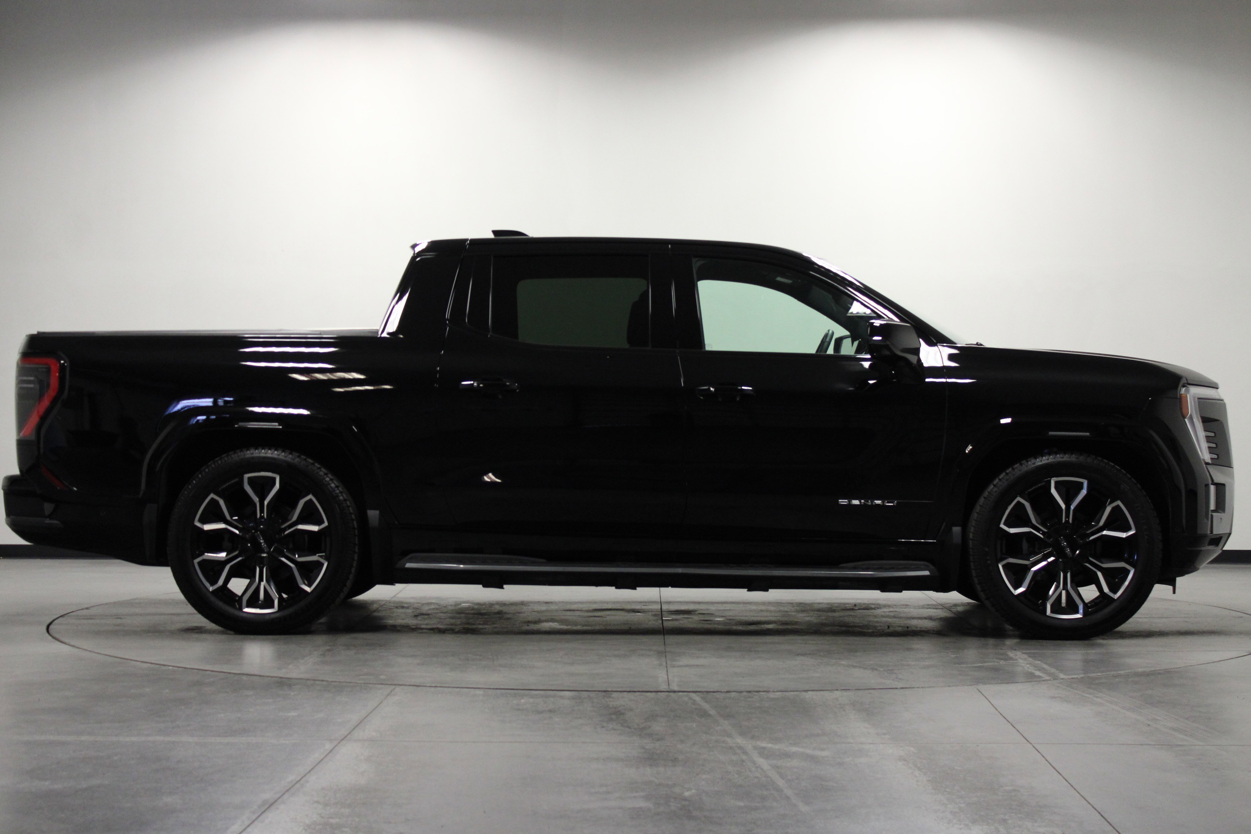 Used 2025 GMC Sierra EV Denali with VIN 1GT40LEL6SU401568 for sale in El Paso, IL