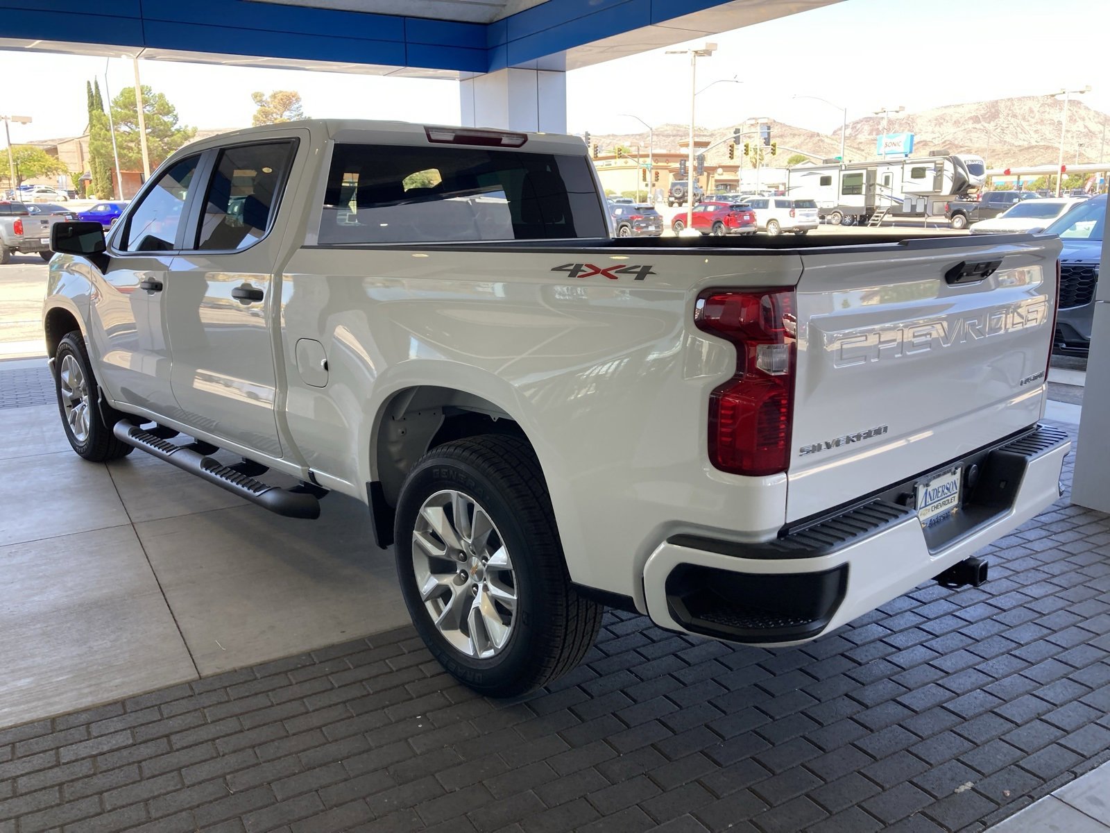 2026 Chevrolet Silverado 1500 Custom photo 9
