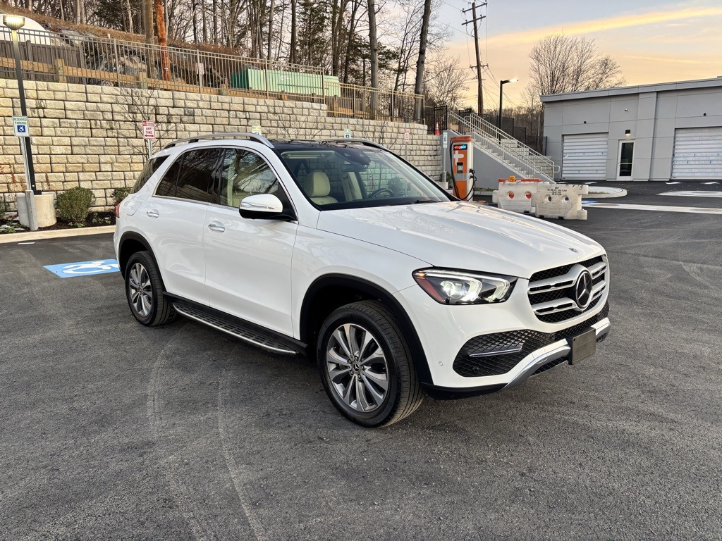 2023 Mercedes Benz GLE 350 4MATIC photo 3