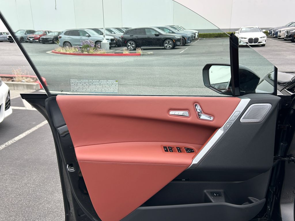 2026 Bmw iX photo 10