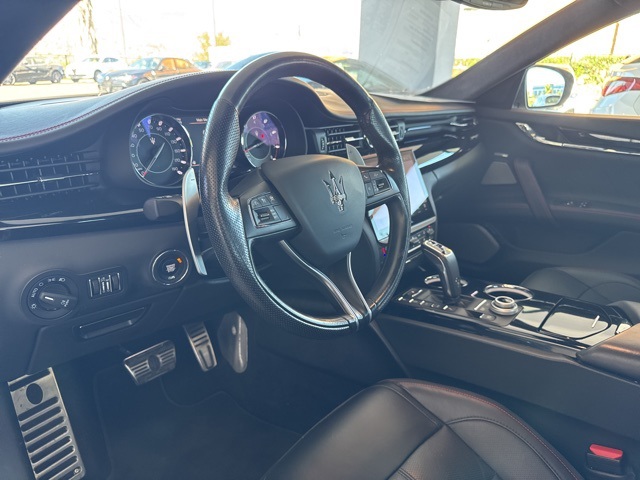 2022 Maserati Quattroporte Modena Q4 photo 11