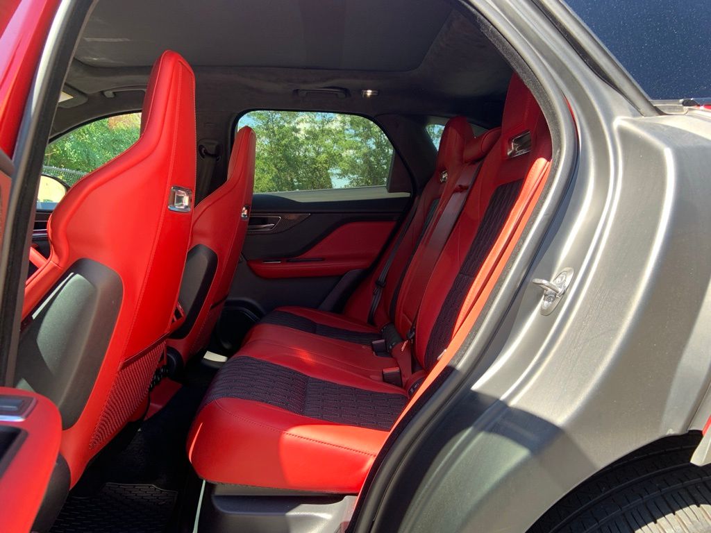 2020 Jaguar F-PACE SVR photo 16
