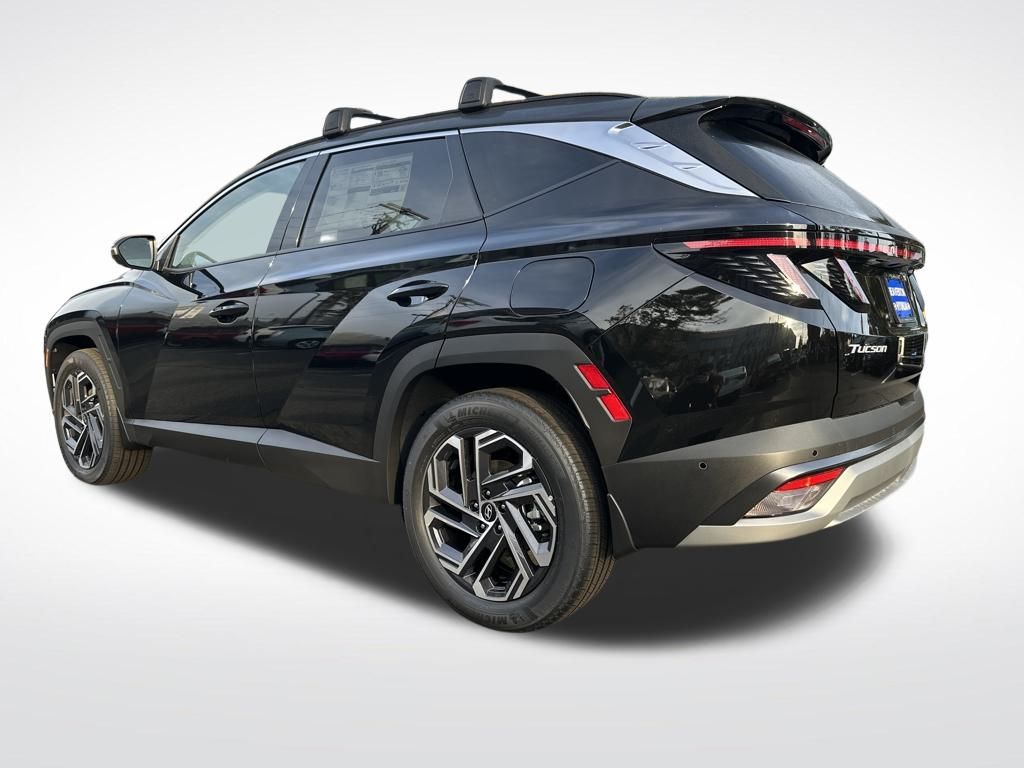 2025 Hyundai Tucson Hybrid Limited photo 3