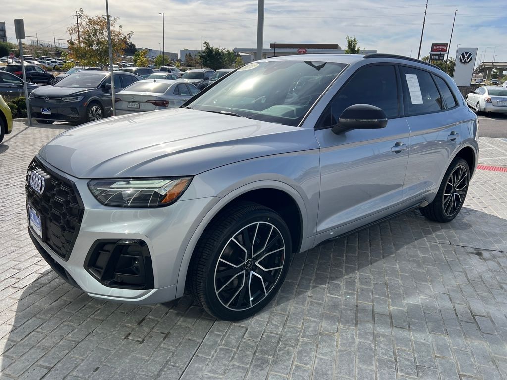 2024 Audi SQ5 Premium Plus's photo