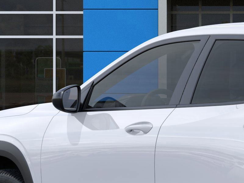 2025 Chevrolet Trax photo 9