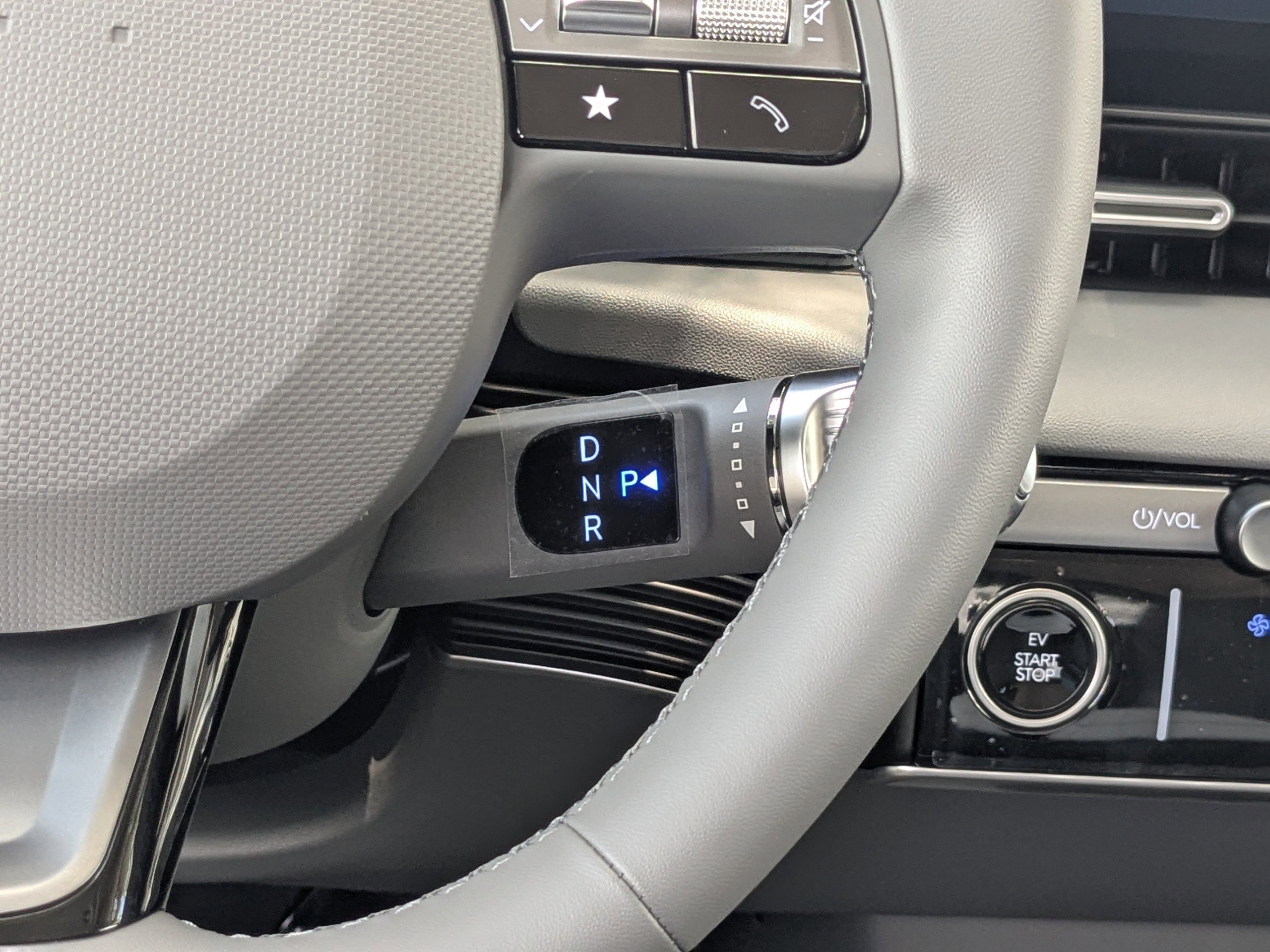2025 Hyundai Ioniq 5 SEL photo 14