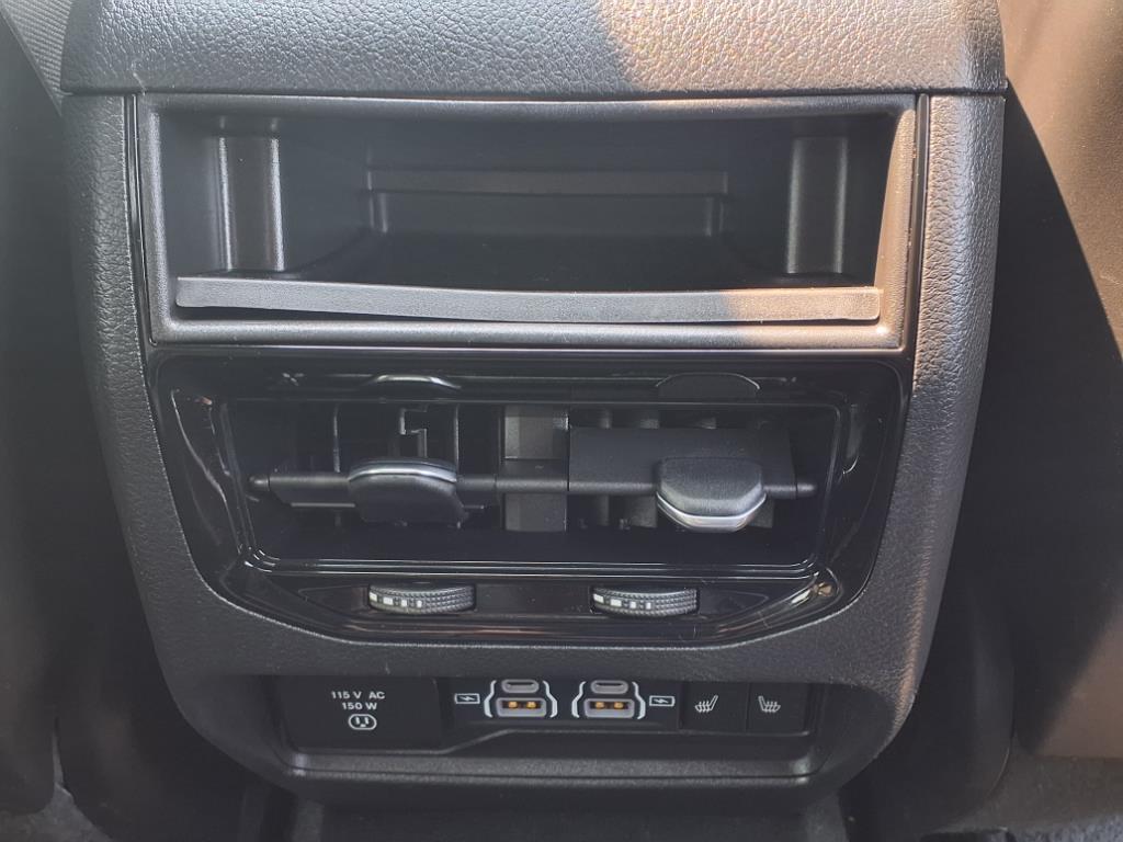 2022 Jeep Cherokee Base Limited photo 14