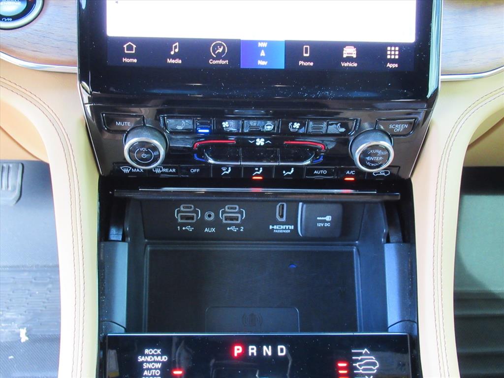 2025 Jeep Grand Cherokee L Summit photo 23