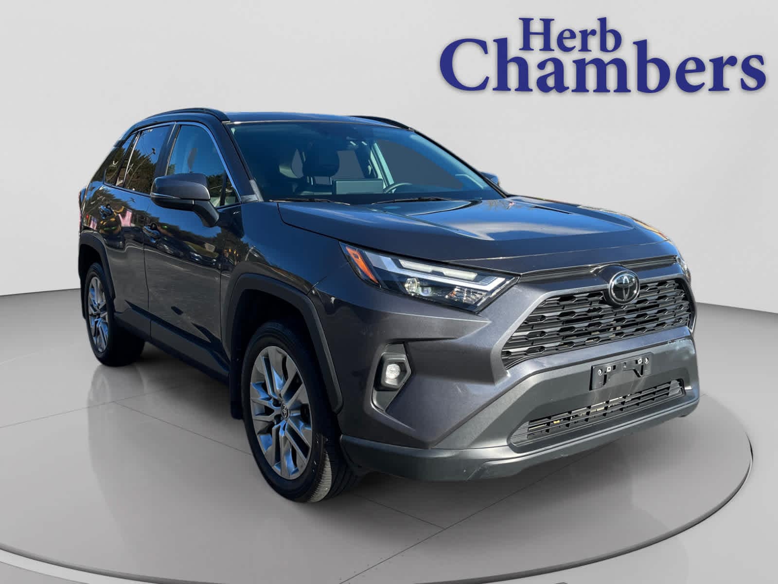 2023 Toyota RAV4 XLE Premium's photo