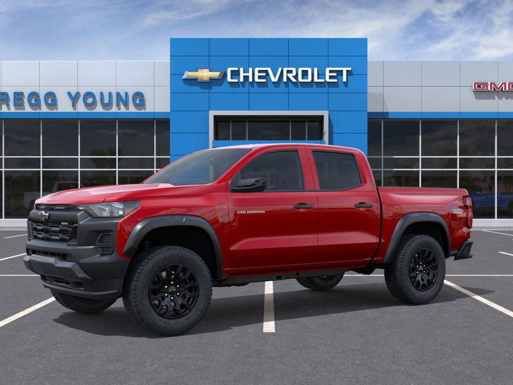 2026 Chevrolet Colorado Trail Boss photo 2