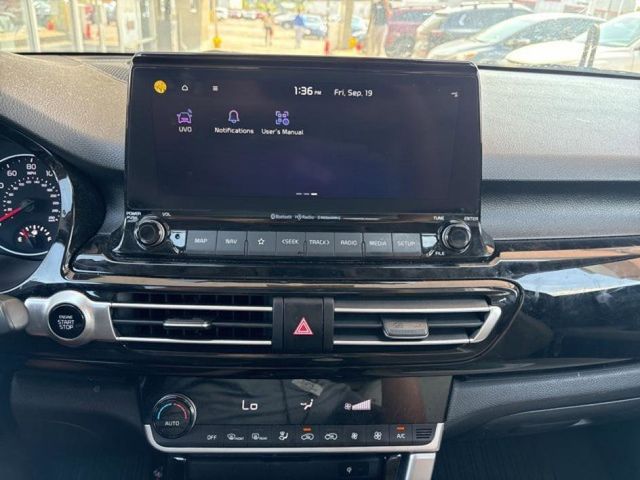 2022 Kia Seltos EX photo 10
