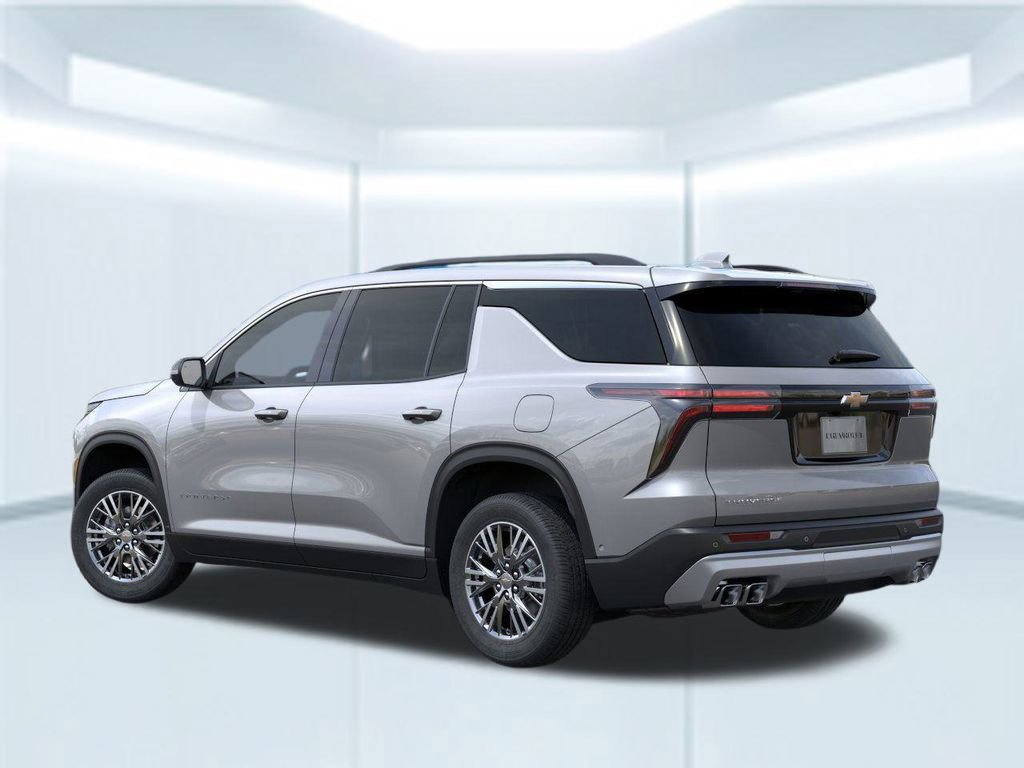 2026 Chevrolet Traverse photo 2