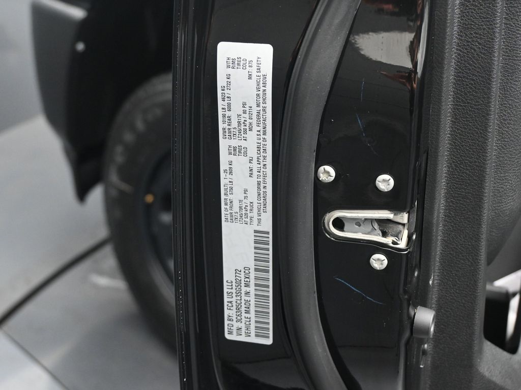 2025 Ram 2500 Tradesman photo 15