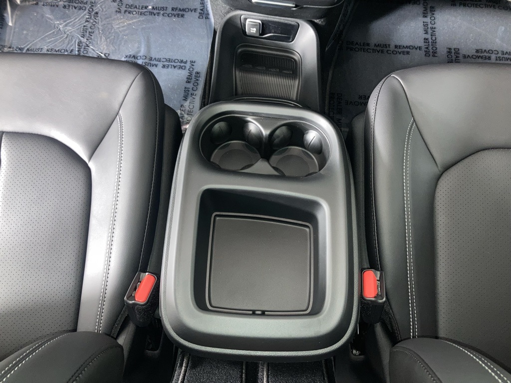 2025 Chrysler Pacifica photo 4