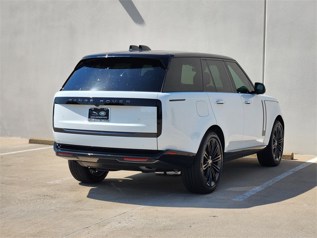 2025 Land Rover Range Rover SE photo 2