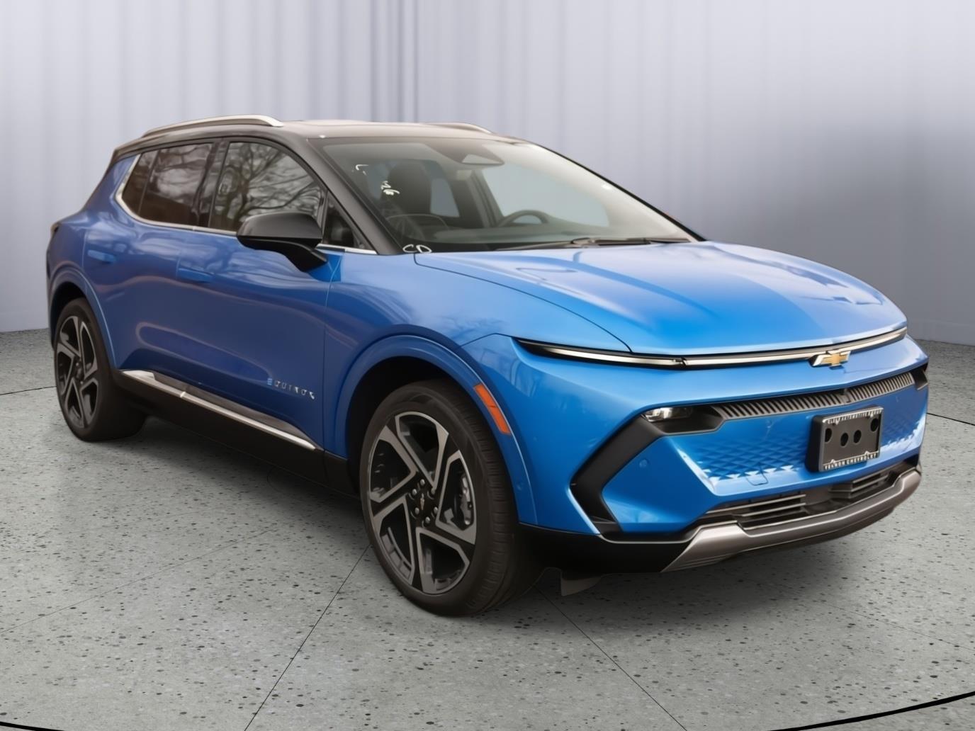 2026 Chevrolet Equinox EV 2LT's photo