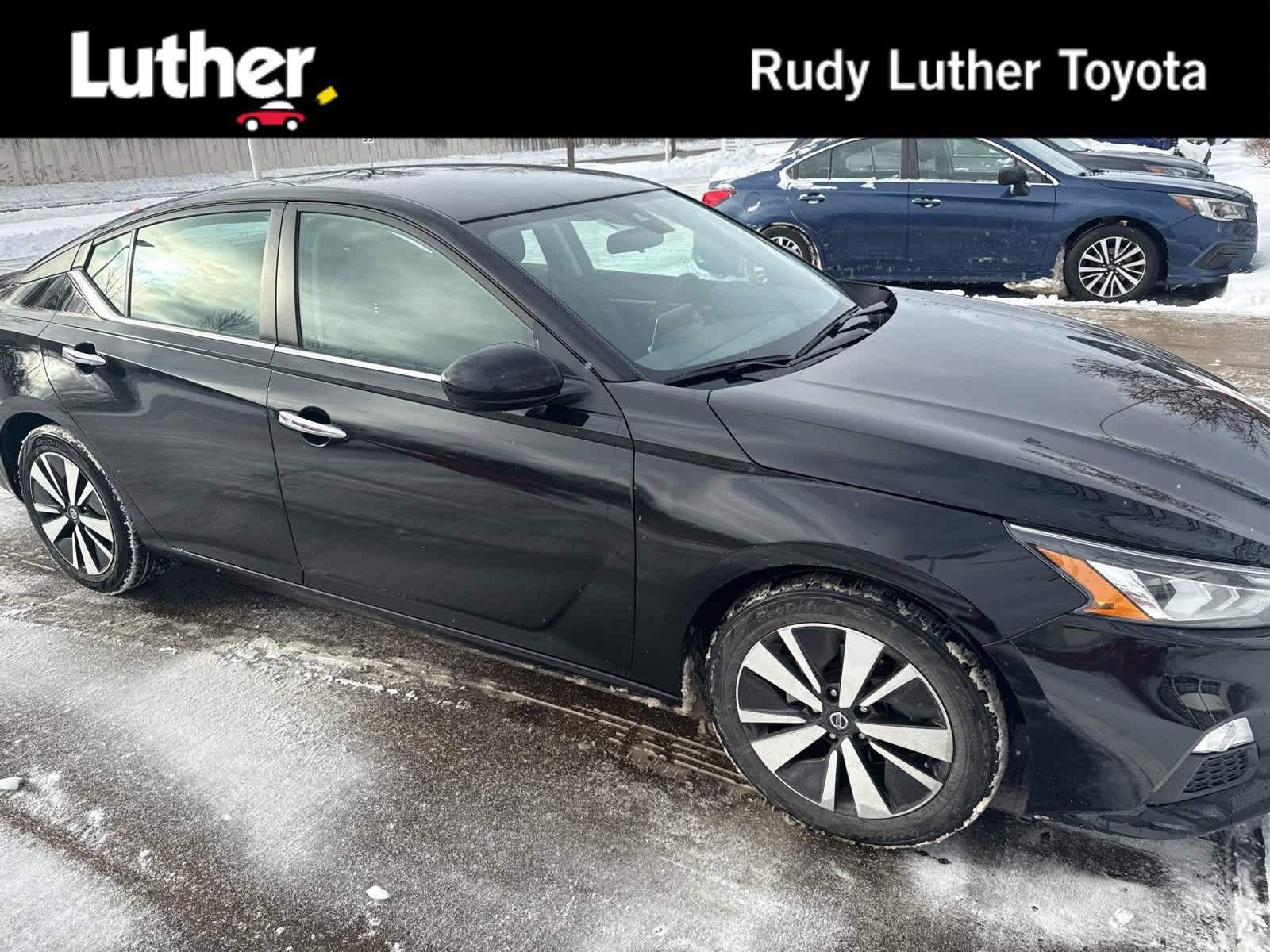 2022 Nissan Altima SV's photo