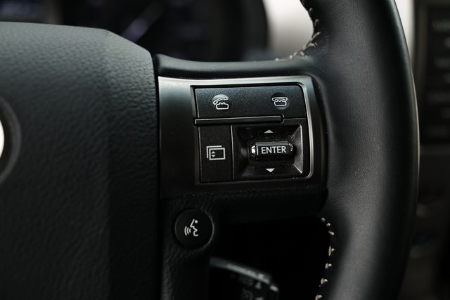 2019 Lexus GX 460 photo 32