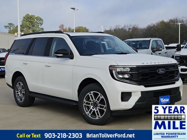 2025 Ford Expedition Active's photo