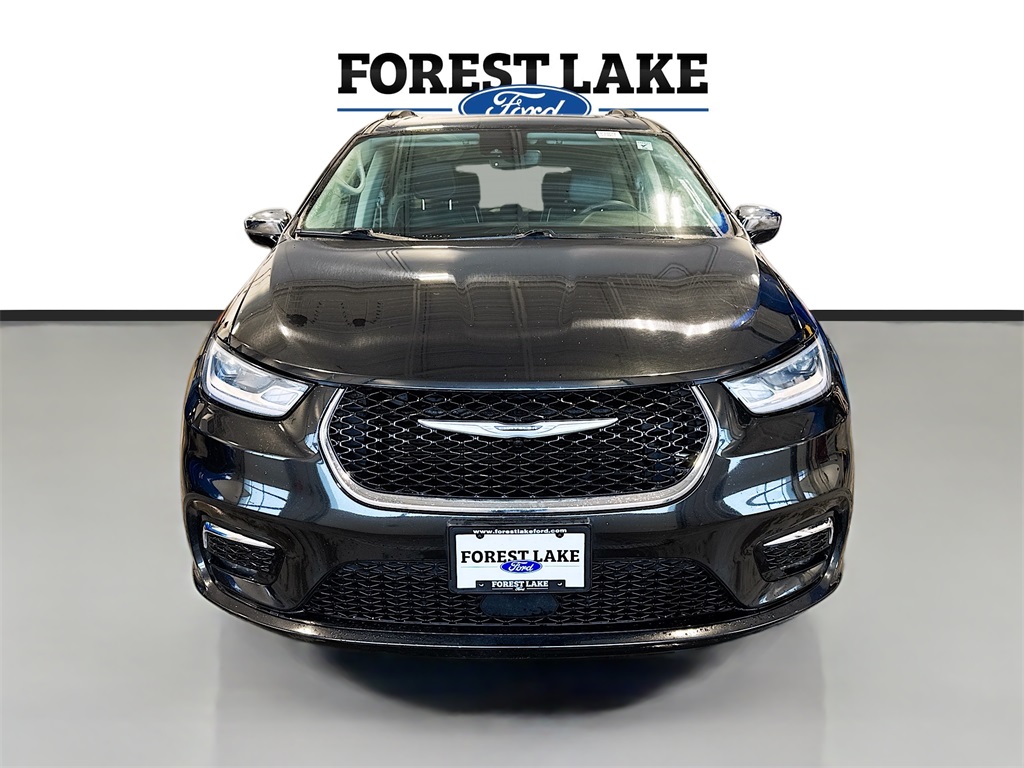 Certified 2023 Chrysler Pacifica Limited with VIN 2C4RC1GG2PR552459 for sale in Forest Lake, Minnesota