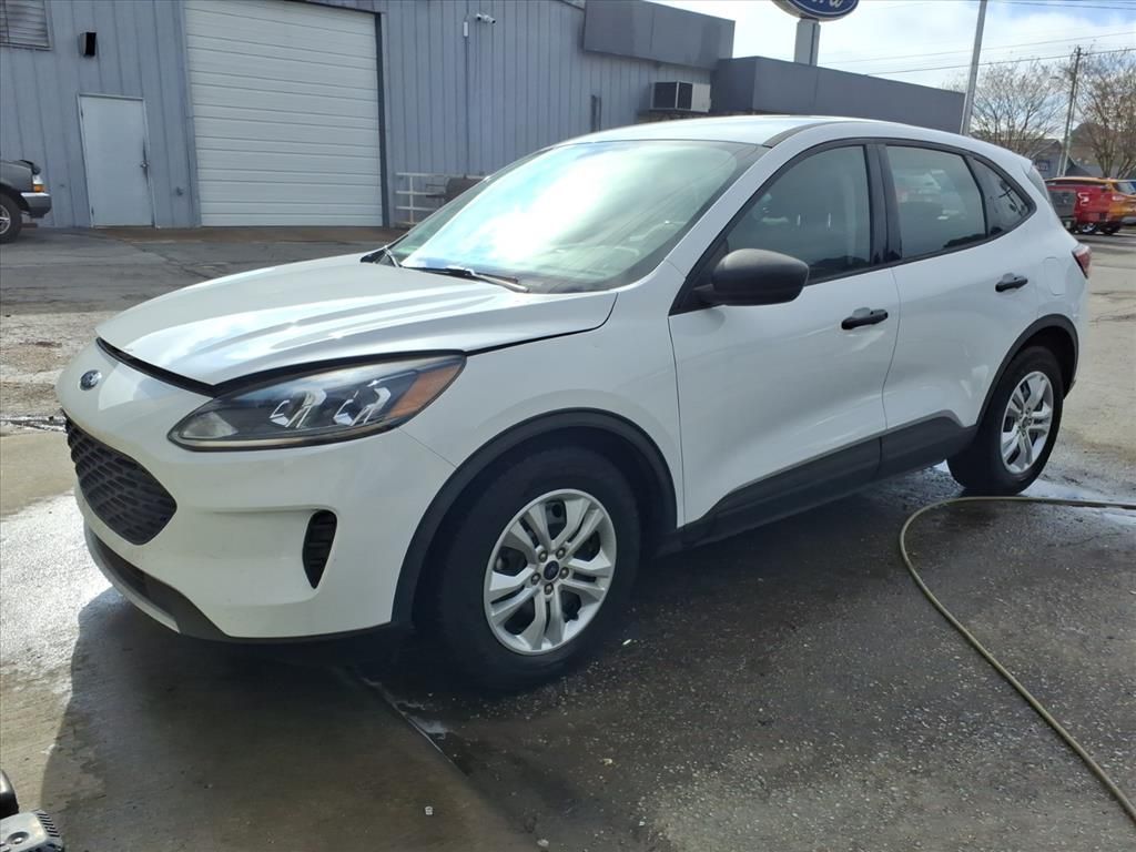 2020 Ford Escape S's photo