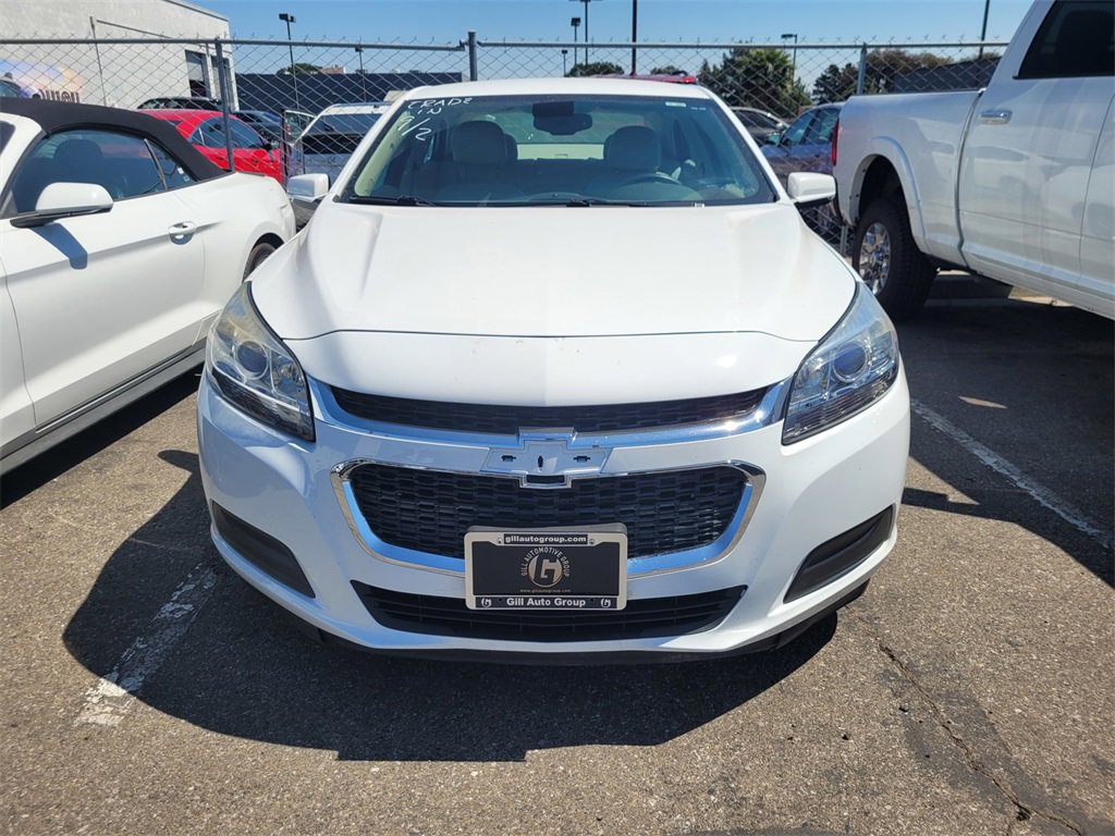 2016 Chevrolet Malibu Limited 1LT photo 2