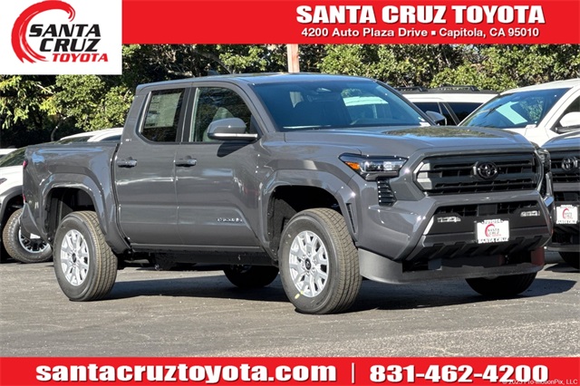 2025 Toyota Tacoma SR5's photo