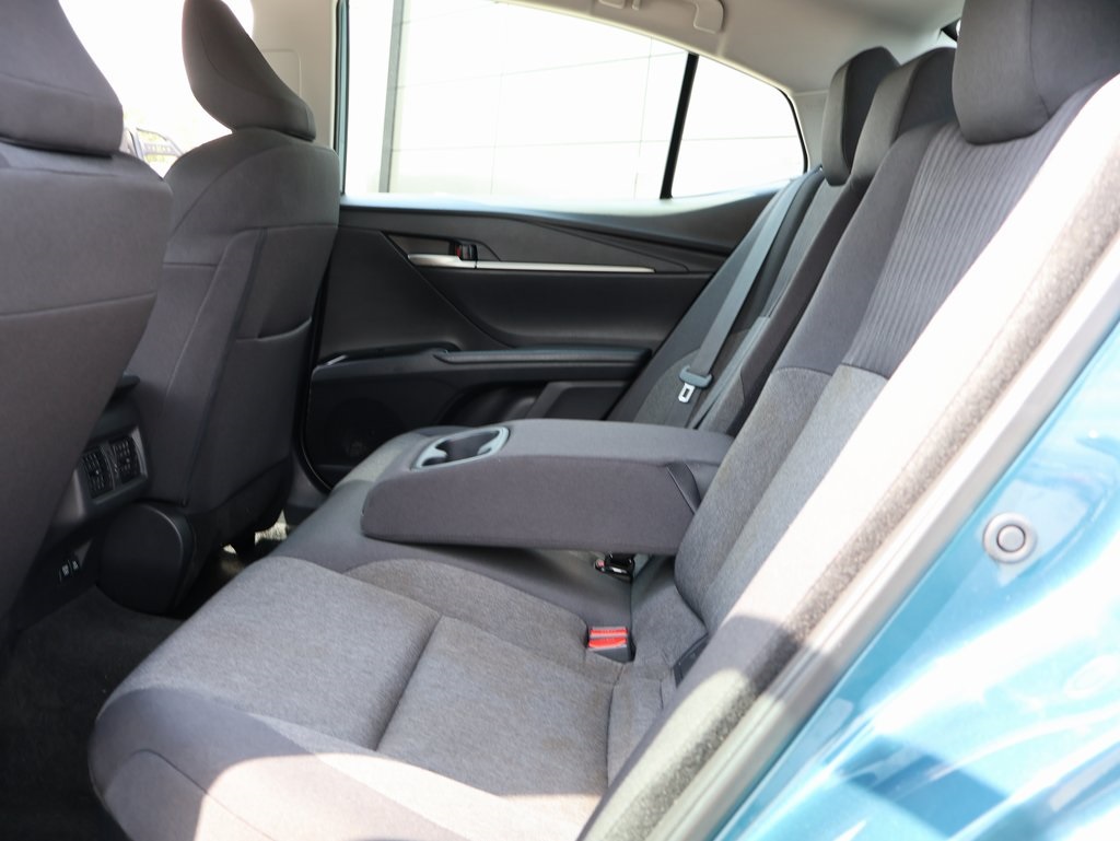 2025 Toyota Camry LE photo 17