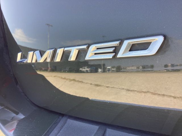 2022 Ford Explorer Limited photo 12