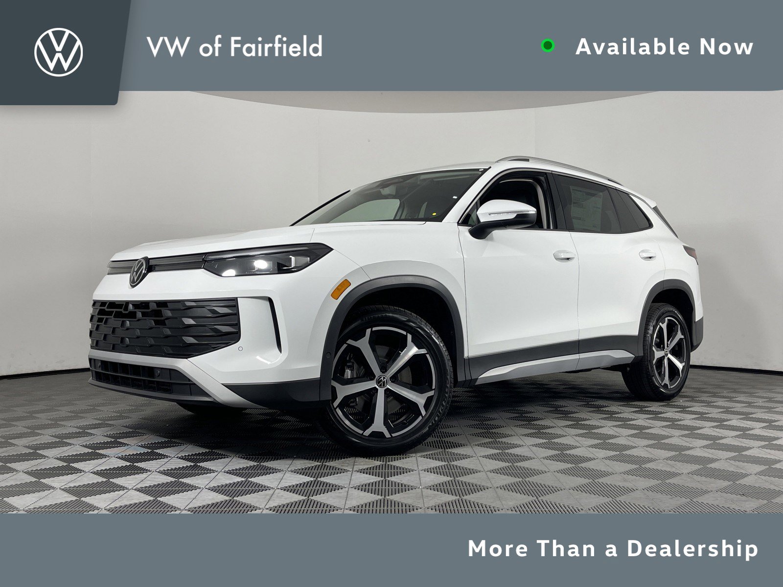 2026 Volkswagen Tiguan SE's photo