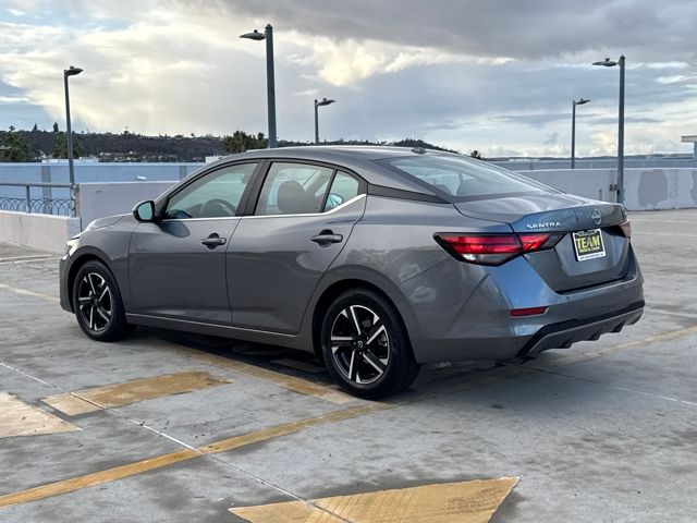 2024 Nissan Sentra SV photo 4