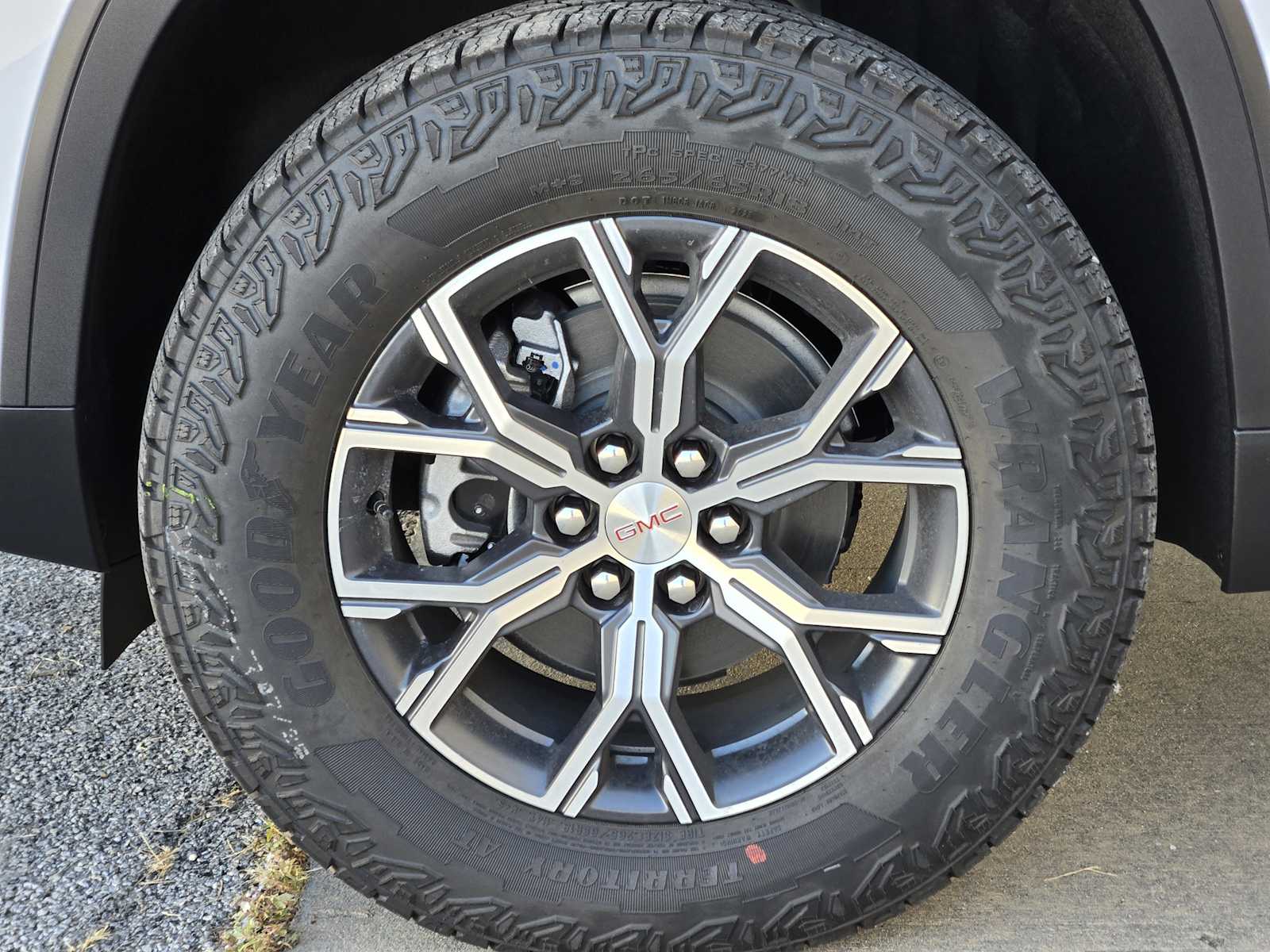2026 Gmc Acadia AT4 photo 7