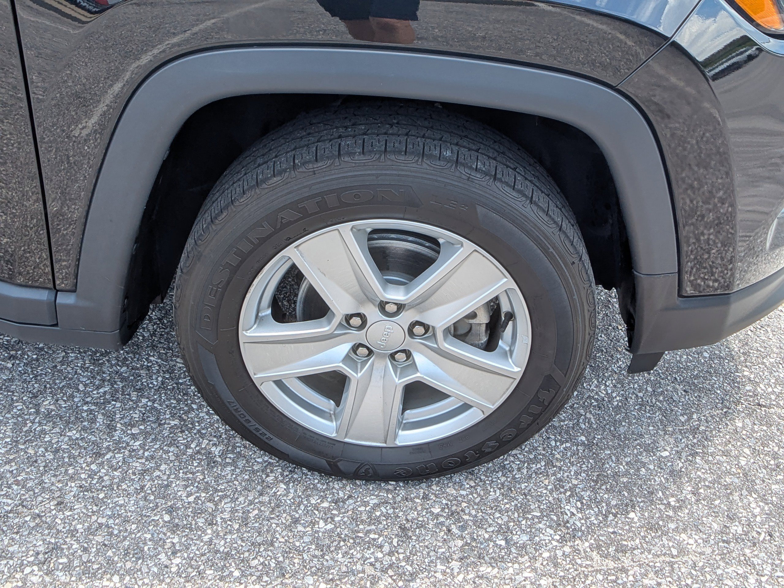 2022 Jeep Compass Latitude photo 26