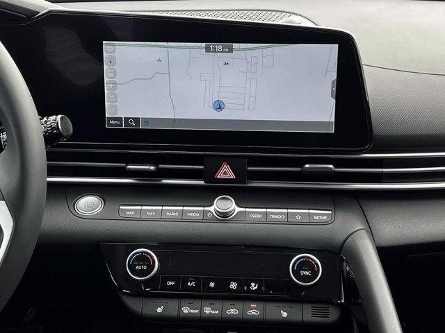 2025 Hyundai Elantra Limited photo 18