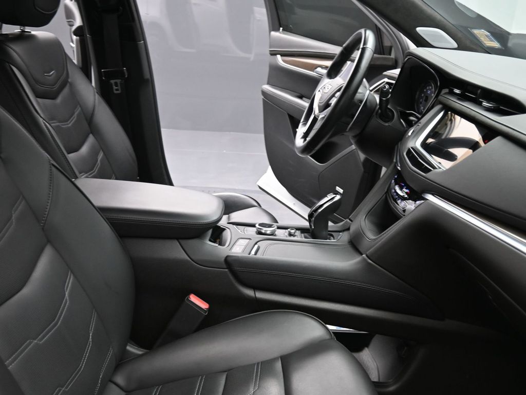 2023 Cadillac XT5 Platinum Sport photo 16