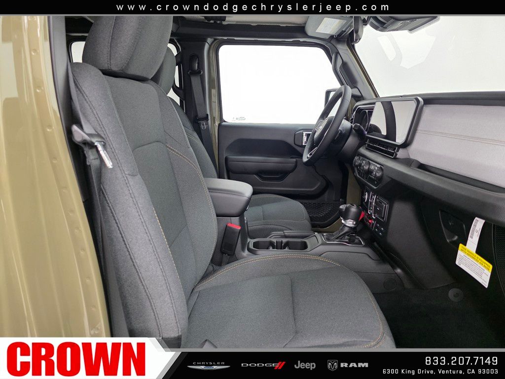 2025 Jeep Wrangler Willys photo 12