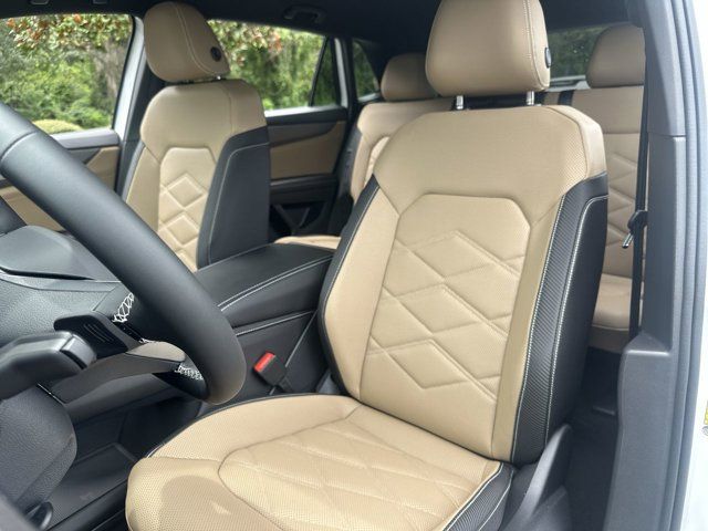 2026 Volkswagen Atlas Cross Sport SE photo 3
