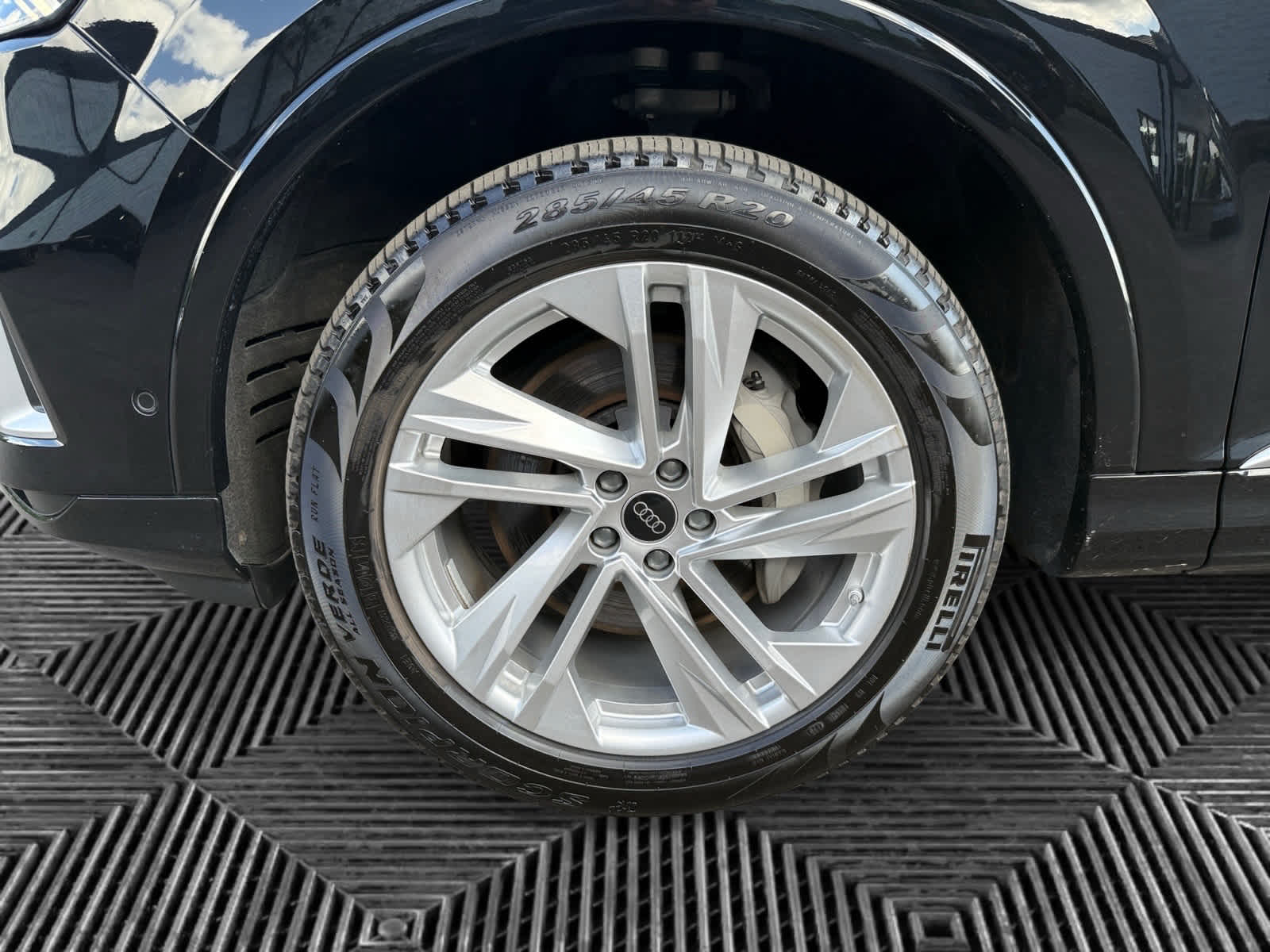 2024 Audi Q7 Premium Plus photo 9