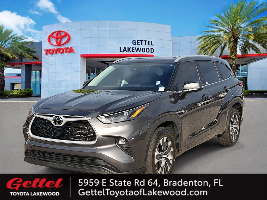 2023 Toyota Highlander XLE