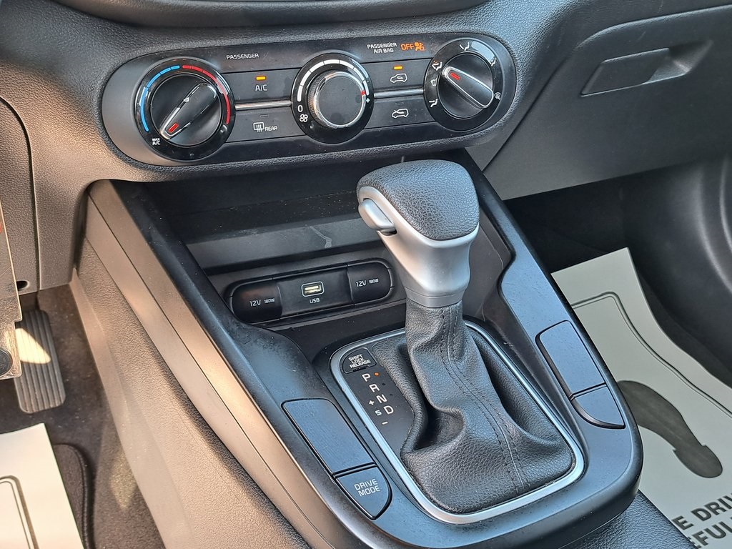 2023 Kia Soul LX photo 16