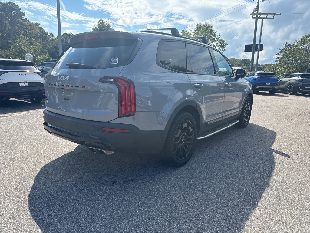 2022 Kia Telluride SX photo 2