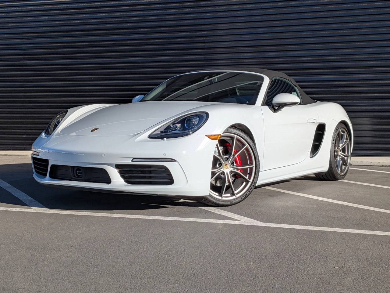 2025 Porsche 718 S's photo