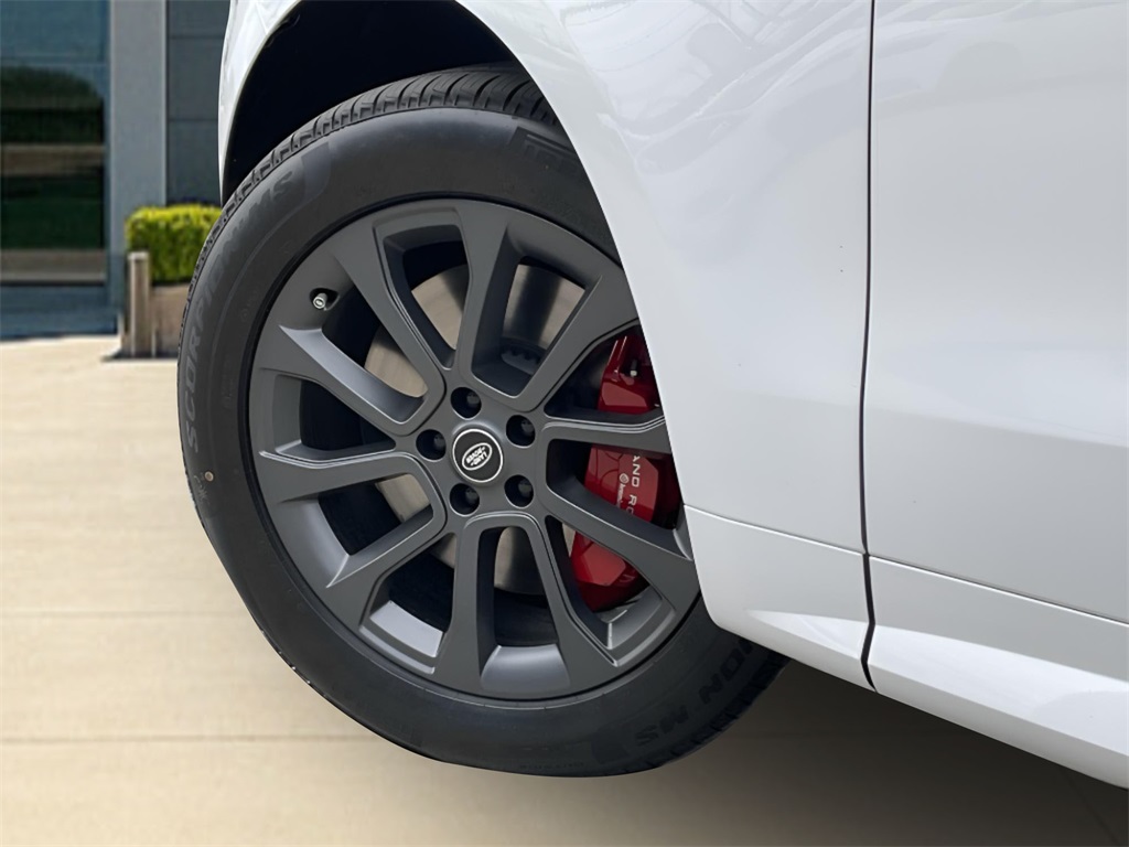 2025 Land Rover Range Rover Sport SE photo 10