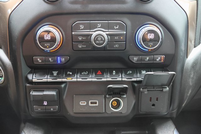 2022 Chevrolet Silverado 3500HD High Country photo 25