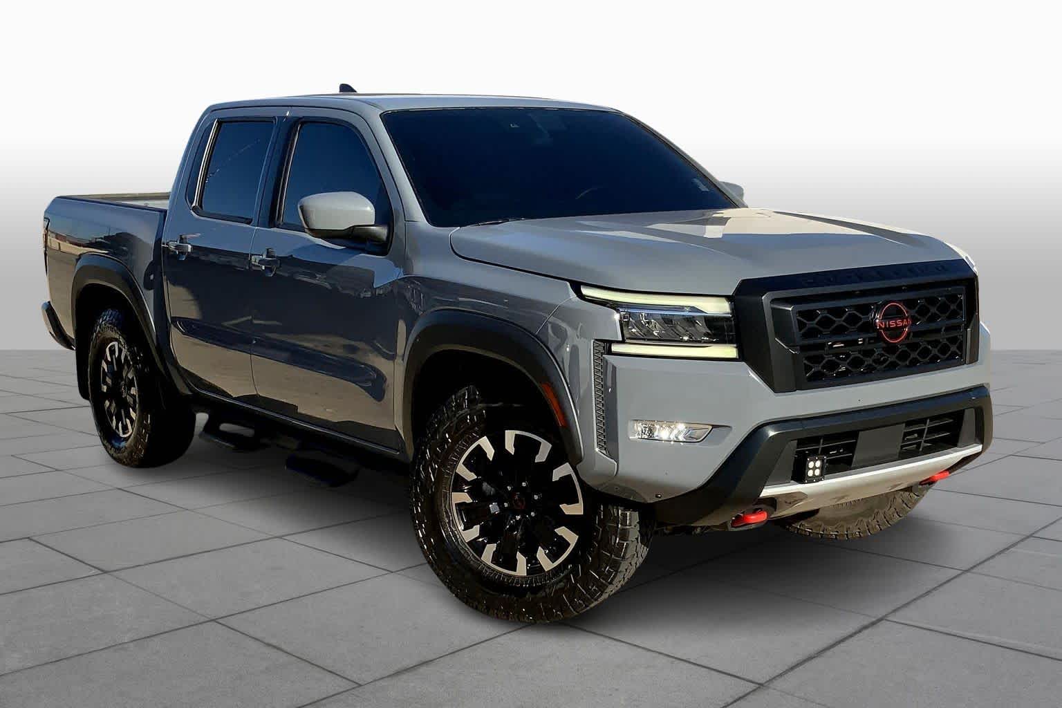 2023 Nissan Frontier PRO-X photo 2