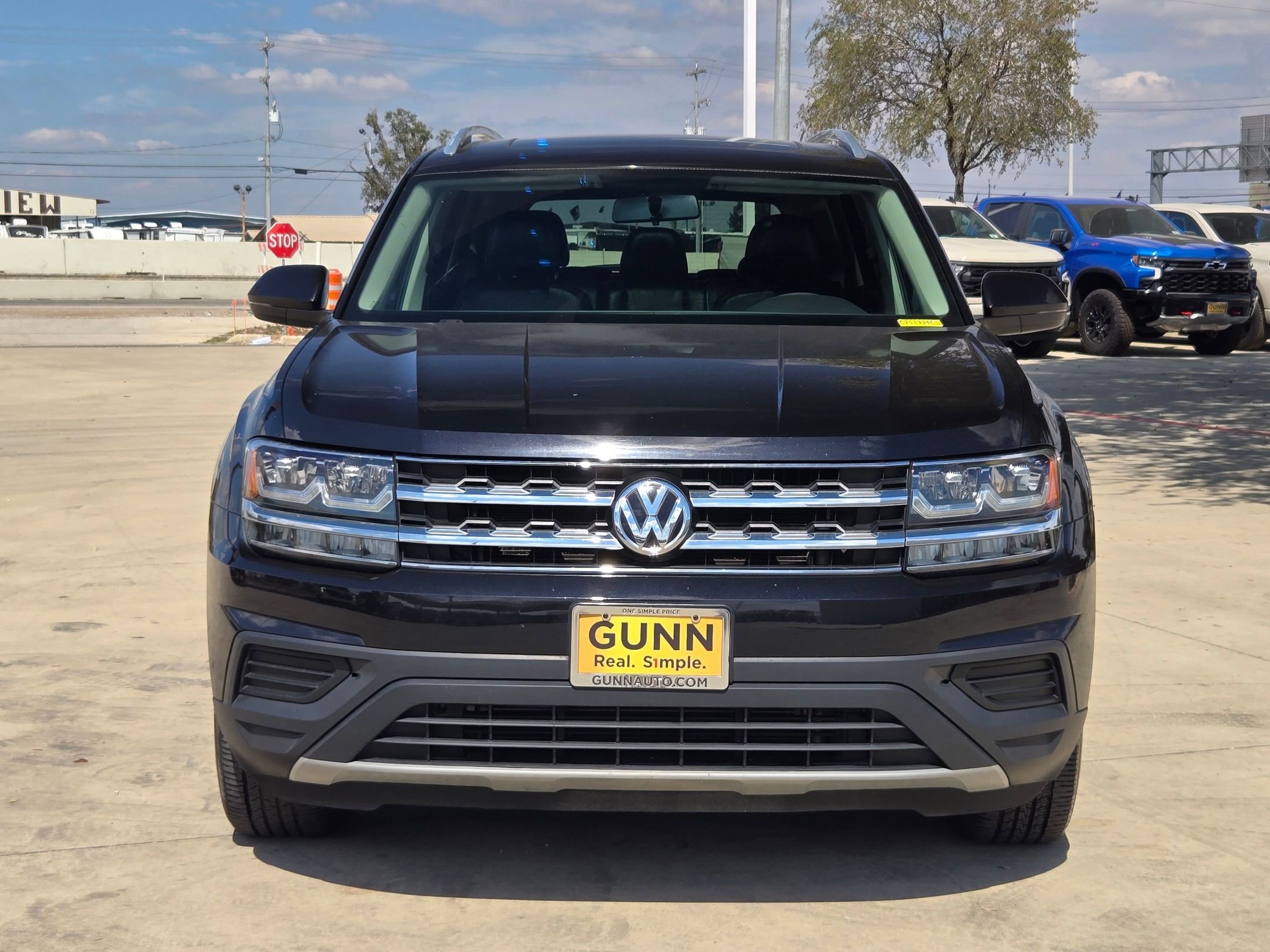 2018 Volkswagen Atlas S photo 4