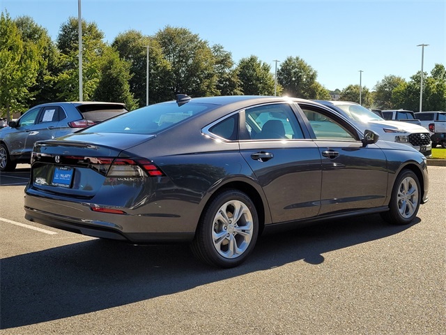 2025 Honda Accord 1.5T LX photo 2