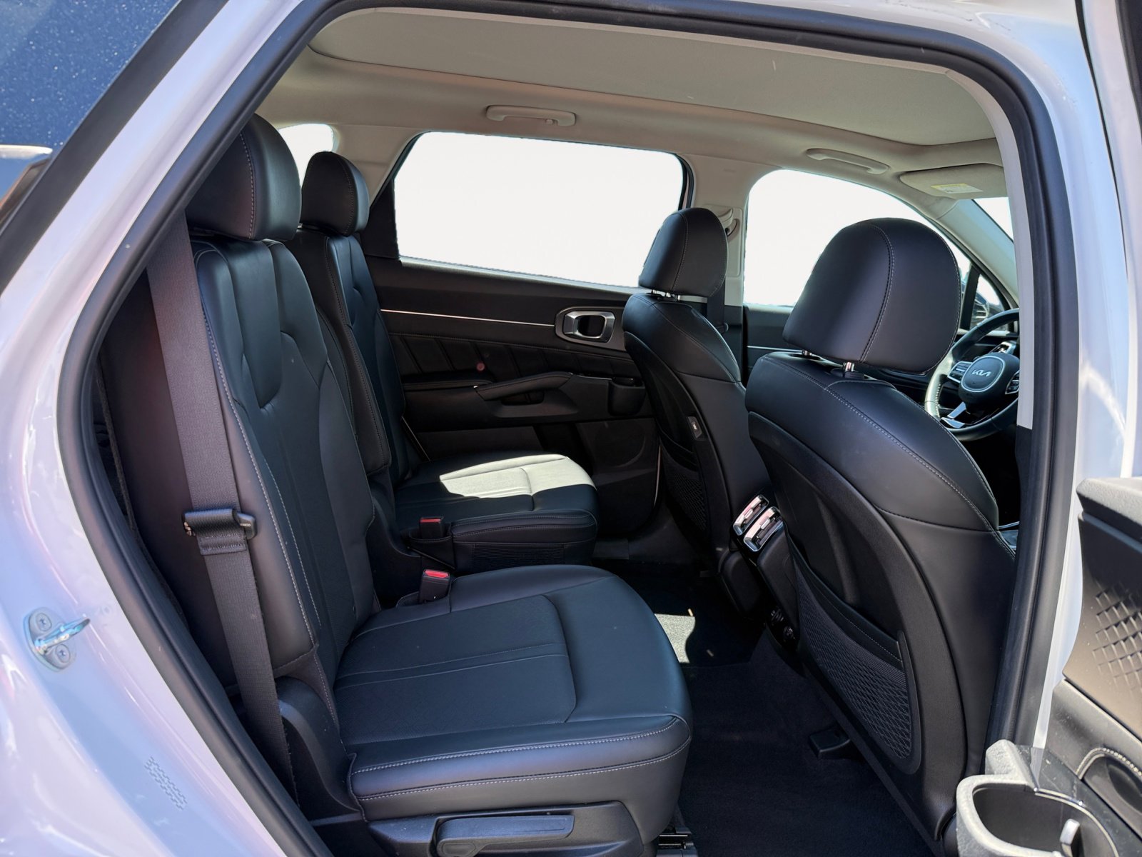 2023 Kia Sorento SX photo 16